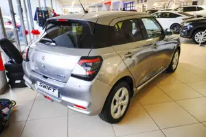 Suzuki Swift 1.2 DUALJET HYBRID Comfort CVT Topangebot! Bild 3