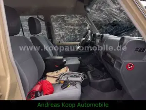 Toyota Land Cruiser GRJ 76 LX-G 4,0i V6 Euro-6e SOFORT Bild 5