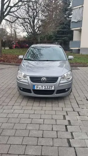 Volkswagen Polo 1.6 Automatik United