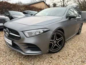 Mercedes-Benz A 180 AMG Pano*Navi*Tempo*Kamera*SitzHz.