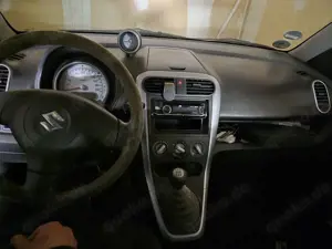 Suzuki Splash Splash 1.0 Basic NEU TÜV Bild 3