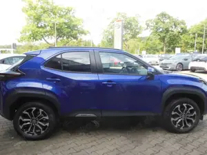 Toyota Yaris Cross Hybrid 130 1.5 VVT-i Teamplayer* m. Safety+Winter Bild 5