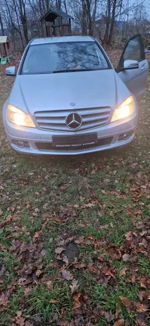 Mercedes-Benz C 180 C 180 Kompressor BlueEFFICIENCY Bild 2