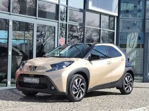 Toyota Aygo X Play Team Deutschland ACC Apple CarPlay Android Au Bild 2