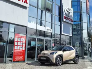 Toyota Aygo X Play Team Deutschland ACC Apple CarPlay Android Au Bild 3