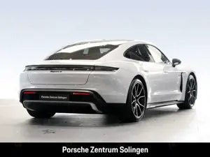 Porsche Taycan 4 Black Edition PANO SportDesign 21'' Beifahrer Bild 4