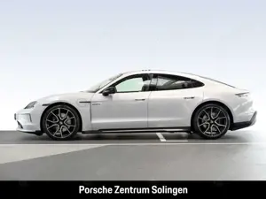 Porsche Taycan 4 Black Edition PANO SportDesign 21'' Beifahrer Bild 2