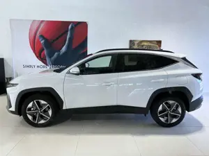 Hyundai TUCSON GO! PLUS 1.6 T-GDI Hybrid 2WD AT 5 Jahre Garantie Bild 3