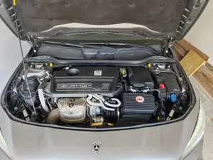 Mercedes-Benz CLA 45 AMG 4Matic Speedshift 7G-DCT Yellow Night Edition