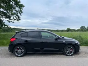 Ford Focus Focus Fließheck 1.5 EcoBoost  ST-LINE Bild 4