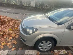 Opel Astra 1.4 Bild 2