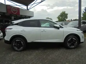 Nissan Qashqai 1.3DIG-T MHEV N-Connecta 6MT 4x2 Winter, Komfort Bild 4
