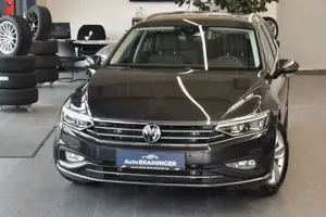 Volkswagen Passat Variant Passat Var. 2.0TDI DSG Elegance Matrix~VirtualC.