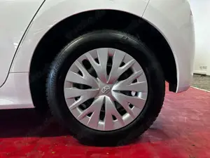Toyota Yaris Comfort * Auto * Kamera * Schaltwippen * Bild 4
