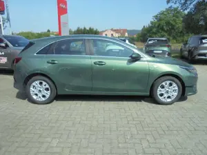 Kia Ceed / cee'd 1.0 T-GDI Vision 6MT 100 PS Bild 4