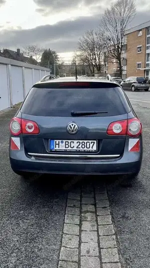 Volkswagen Passat Volkswagen Passat B6 2.0 TDI (2009) Bild 3