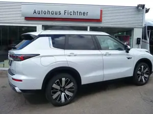 Mitsubishi Outlander 2.4L PHEV Intro Edition Bild 2