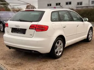 Audi A3 Sportback 1.6 TDI Attraction Bild 4