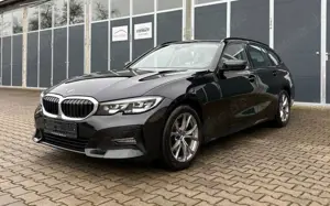 BMW 320 d A Sport Line Harman Kardon 1.Hand