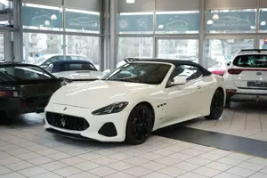 Maserati GranCabrio 4.7 V8 Sport Automatik *Nur 37tkm! Bild 2