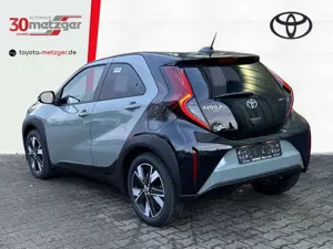 Toyota Aygo X Teamplayer 1.5 HYBRID AUTOM. +Sitzheizung +Kamera Bild 4