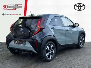 Toyota Aygo X Teamplayer 1.5 HYBRID AUTOM. +Sitzheizung +Kamera Bild 3