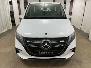 Mercedes-Benz EQV 250 Lang mopf Distronic 8Sitz Kamera MBUX Bild 4