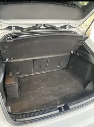 Mercedes-Benz A 250 e 8G-DCT AMG Line Bild 3