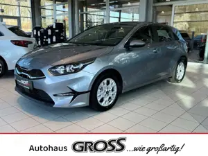 Kia Ceed / cee'd Ultimate Edition 1.5 T-GDI Mild-Hybrid EU6e Navi D