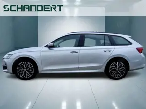Skoda Octavia Combi 2.0 TDI Selection Matrix Navi Klimaau Bild 2