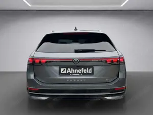 Volkswagen Passat Elegance 2.0 TDI DSG 4MOTION Bild 5