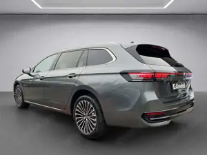 Volkswagen Passat Elegance 2.0 TDI DSG 4MOTION Bild 4