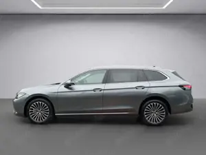 Volkswagen Passat Elegance 2.0 TDI DSG 4MOTION Bild 3
