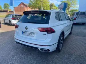 Volkswagen Tiguan Allspace BJ 2.0 TDI DSG 4M R-Line Bild 5