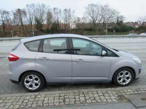 Ford C-Max Trend 1.6 AHK Neu Zahnriemen+TÜV+Ölwechsel
