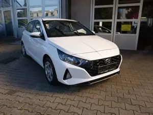 Hyundai i20 APPLE SHZ LHZ KAMERA KLIMAAUT.  AHK