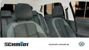Volkswagen Polo 1,0 l TSI DSG Style NAVI AHK IQDRIVE KAMERA PAL...