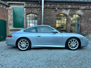 Porsche 996 Carrera Coupé Bild 2