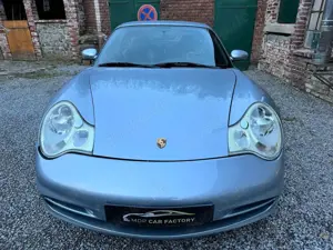 Porsche 996 Carrera Coupé Bild 3