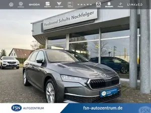 Skoda Octavia Combi 2.0 TDI Selection AHK NAVI ACC HUD RFK