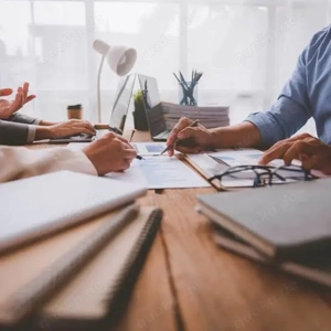 steht Ihnen zur Verfügung, um Sie bei Ihrem Fortschritt zu unterstützen