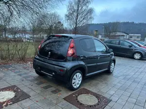 Peugeot 107 Active** GEPFLEGT ** Bild 4