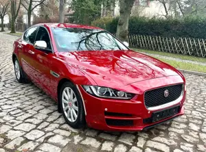 Jaguar XE Pure NAVI/KAMERA/ALLWETTER