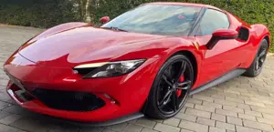 Ferrari 296 GTB Ferrari 296 GTB 1.Hand Karbon Sitze Kamera