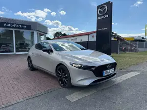 Mazda 3 2.5L e-SKYACTIV G 140ps 6AT Homura