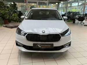 Skoda Fabia Tour 1,0 TSI 85 kW 6-Gang-Schaltgetriebe S Bild 3