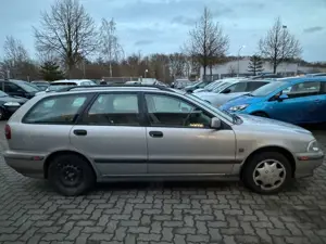 Volvo V40 KLIMA°FAHRBEREIT°TÜV 03/2026! Bild 4