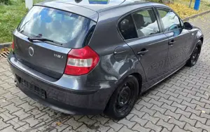 BMW 118 118i Bild 4