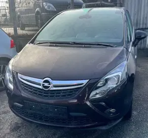Opel Zafira Tourer 2.0 CDTI,Innovation,7Sitzer,Pano usw. Bild 2