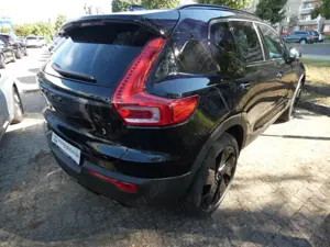 Volvo XC40 B4 Ultra Black Edition Klima Rückfahrkamera Bild 4